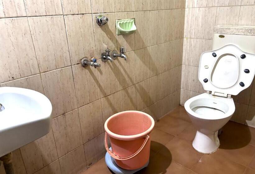 Номер Стандарт, Chitramoola Tourist Home   Opp Temple Only 20 M