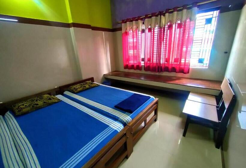 Номер Стандарт, Chitramoola Tourist Home   Opp Temple Only 20 M