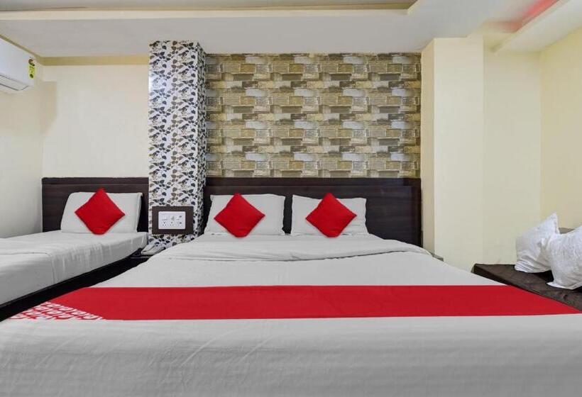 Трехместный Номер Классика, Oyo Hotel City Palace