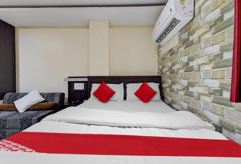 Трехместный Номер Классика, Oyo Hotel City Palace