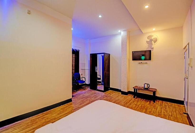 اتاق کلاسیک سه تخته, Oyo Ganapati Bhawan Homestay
