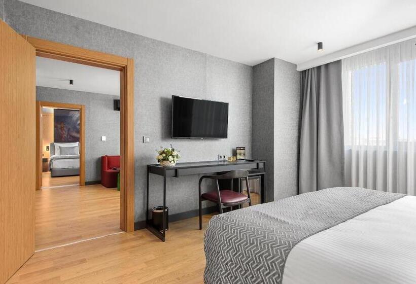 Президентский Люкс, Ibos Hotels Izmir Alsancak