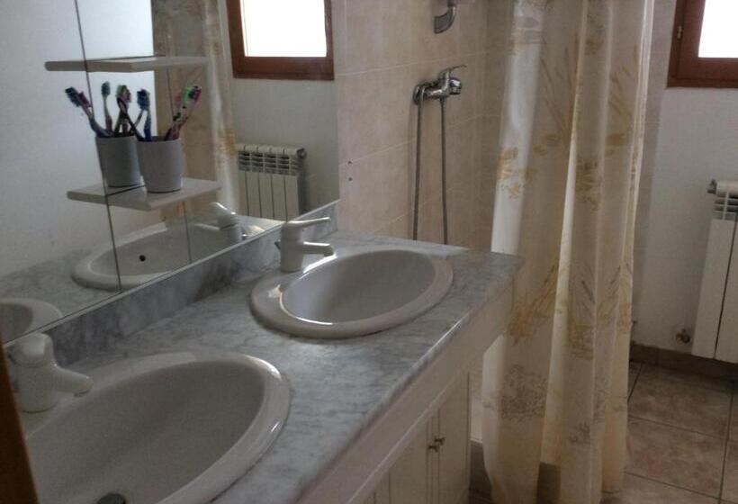 Четырехместный Номер Стандарт, Chambre D Hôte Les Carlines