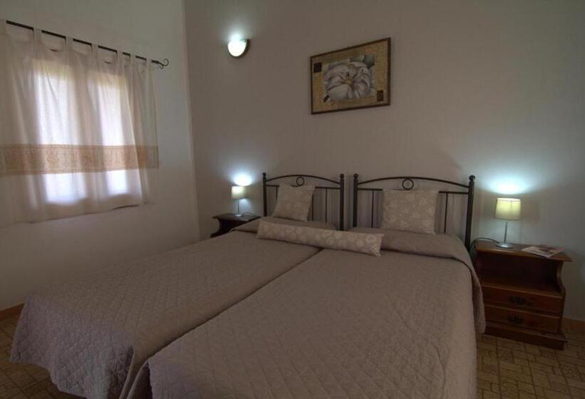 Номер Стандарт, Agriturismo Marongiu