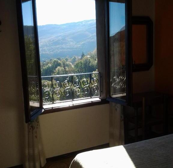 Номер Стандарт Трехместный, Albergo Ristorante Guerri