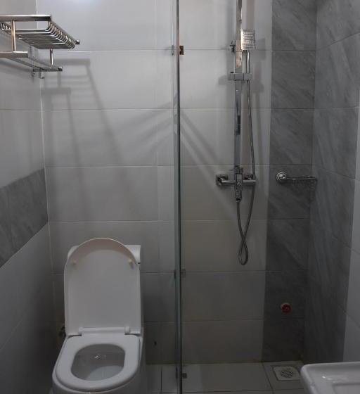 اتاق لوکس, Pent House Inn Namugongo