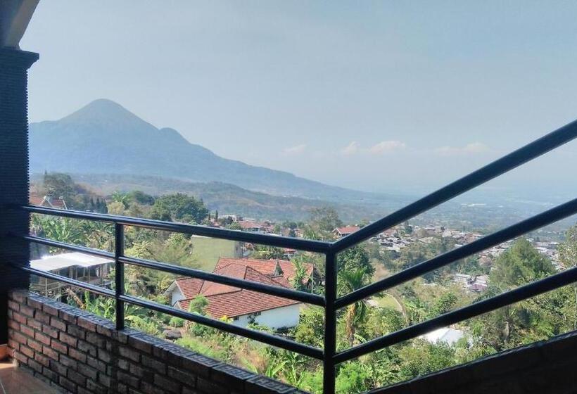 스탠다드 룸 산 전망, Villa Raung Indah Tretes