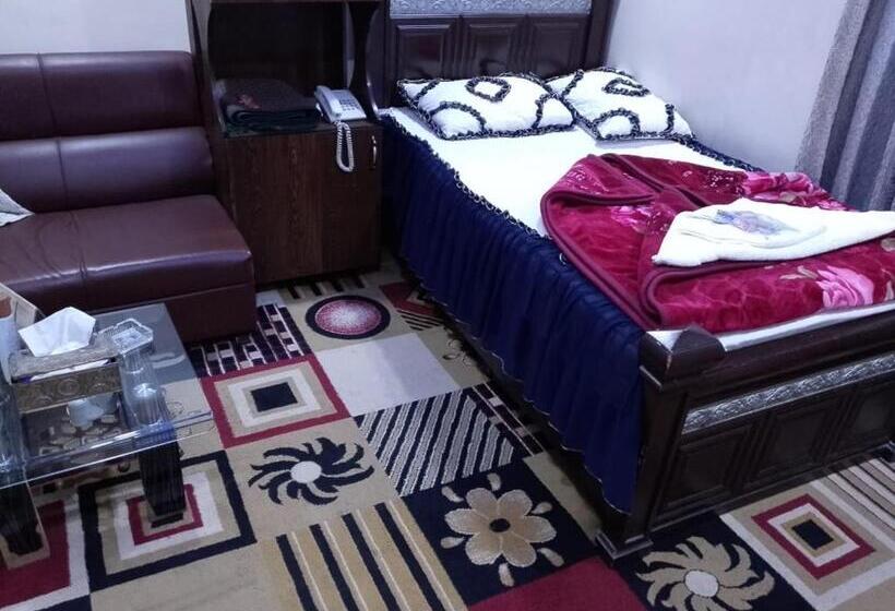 اتاق اکونومی یک تخته, Metro Hotel Quetta