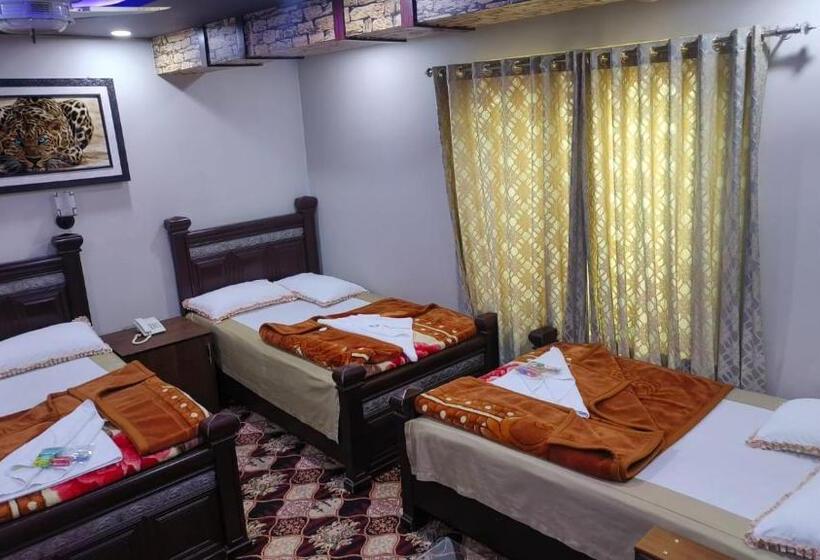 اتاق اکونومی, Metro Hotel Quetta