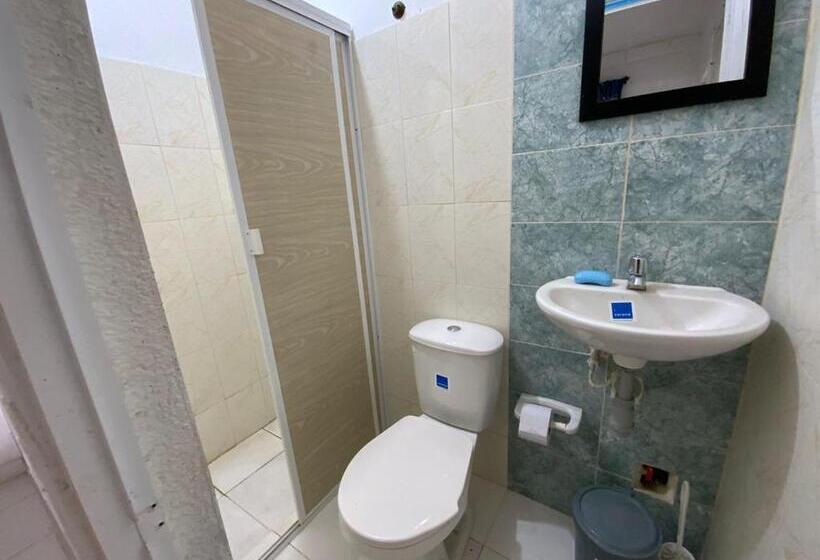 标准间, Casa Universitaria El Trebol