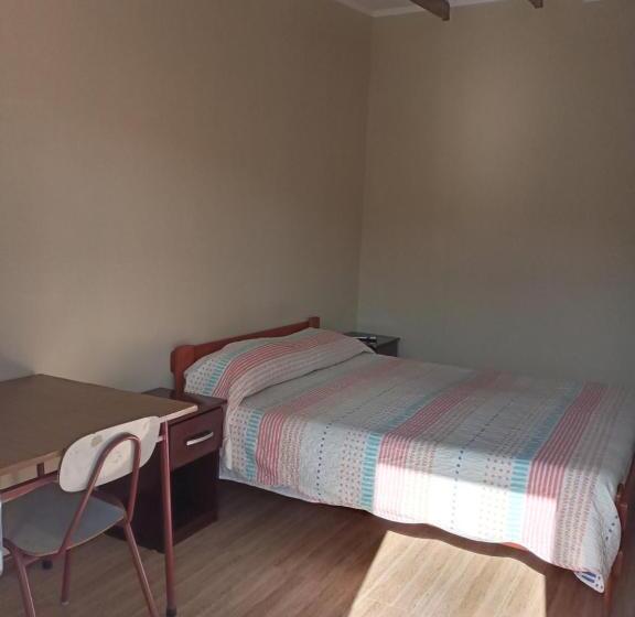 Номер Стандарт, Hostal Amunategui