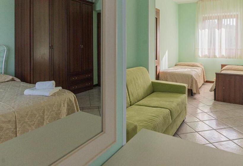 Номер Стандарт Трехместный, Agriturismo Il Crinale