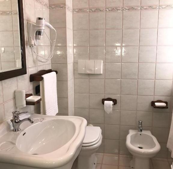 Семейный Номер Вид на Сад, Agriturismo Il Crinale