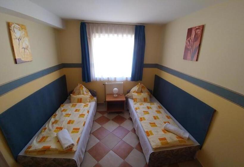 اتاق خانوادگی, Green Guesthouse Balatonfüred