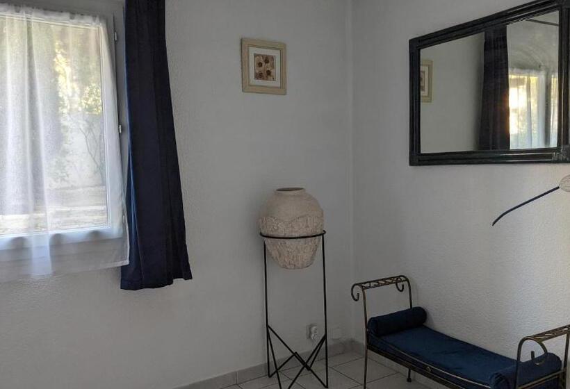 سوییت, Villa Serena   Piscine, Tennis   Plage Sable 700m