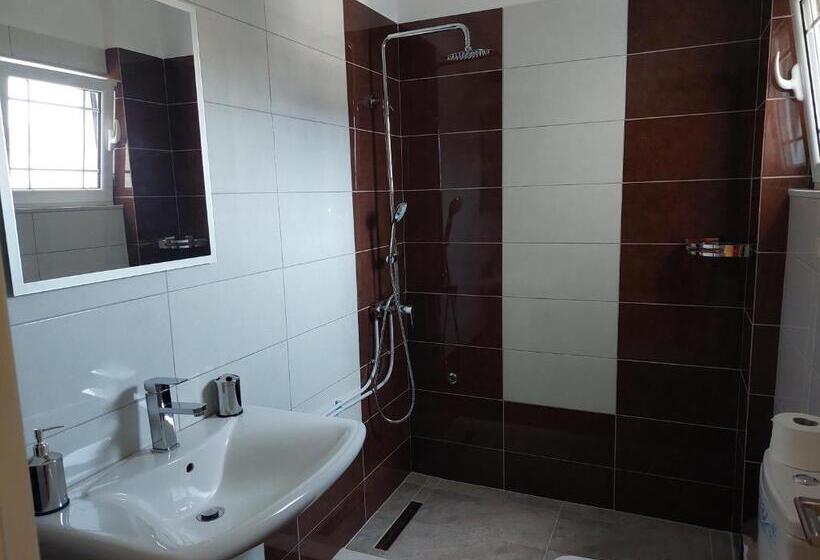 آپارتمان لوکس 1 خوابه, Emi S Villa