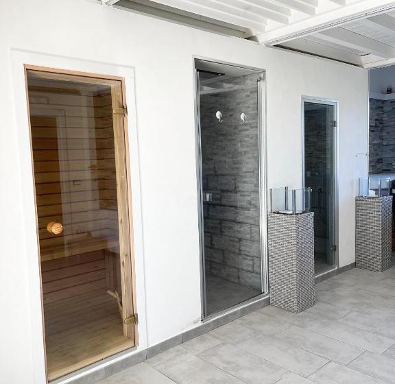 ویلای سوپریور 1 خوابه, Villa Acquabella