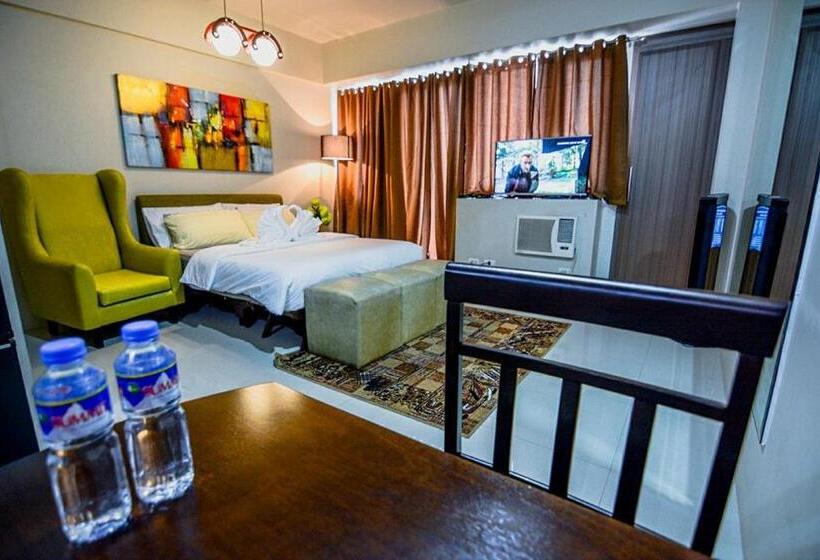 استودیوی استاندارد, H&m One Palmtree Villas