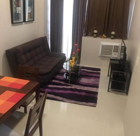 سوییت خانوادگی, H&m One Palmtree Villas