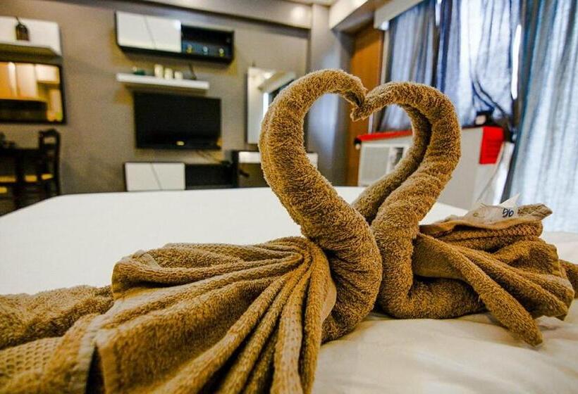 استودیوی استاندارد, H&m One Palmtree Villas