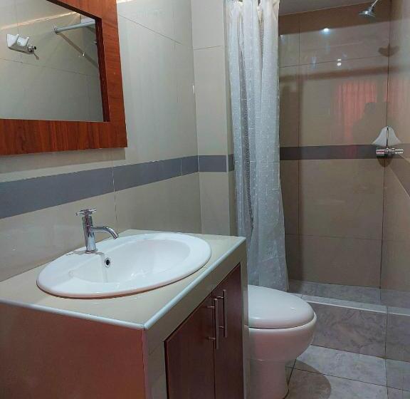 اتاق استاندارد یک نفره, Central Inn