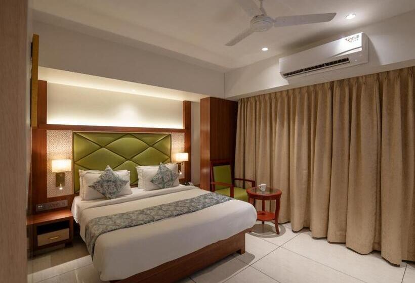 Номер Superior, Gold Crest Suites