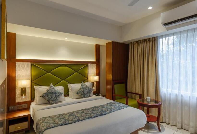 Номер Superior, Gold Crest Suites
