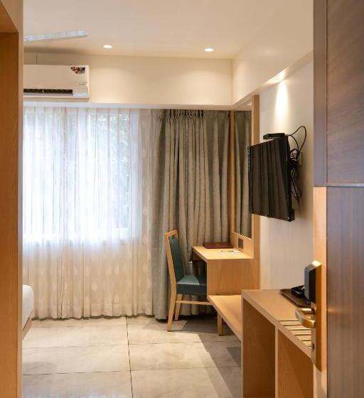 Номер Стандарт, Gold Crest Suites