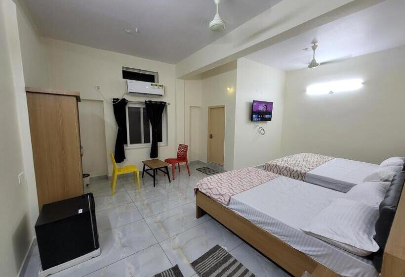 带大床的复式套间, Deepak Retreat