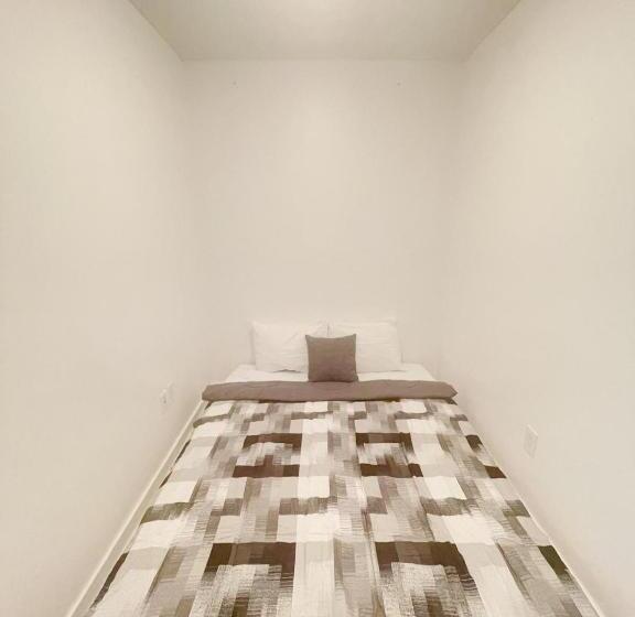 سوییت, City Center Suites