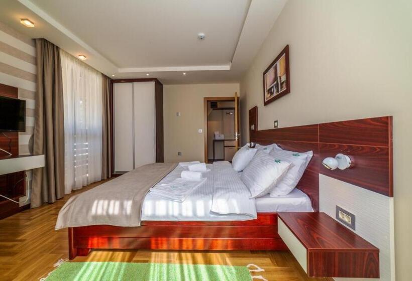 آپارتمان 1 خوابه با بالکن, Vila Valentina