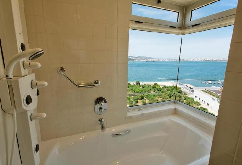 Apartamento Ático 1 Quarto, Aqualuz Troia Rio by The Editory