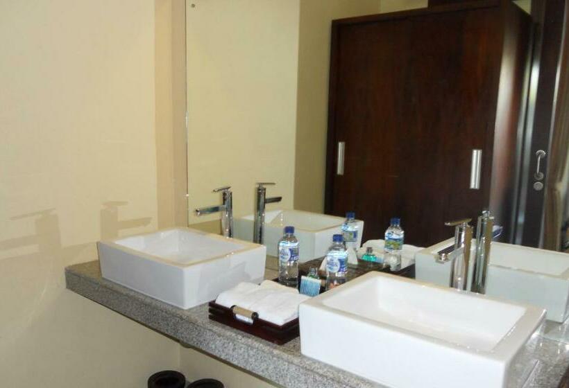 اتاق لوکس, Avisara Villa & Suite