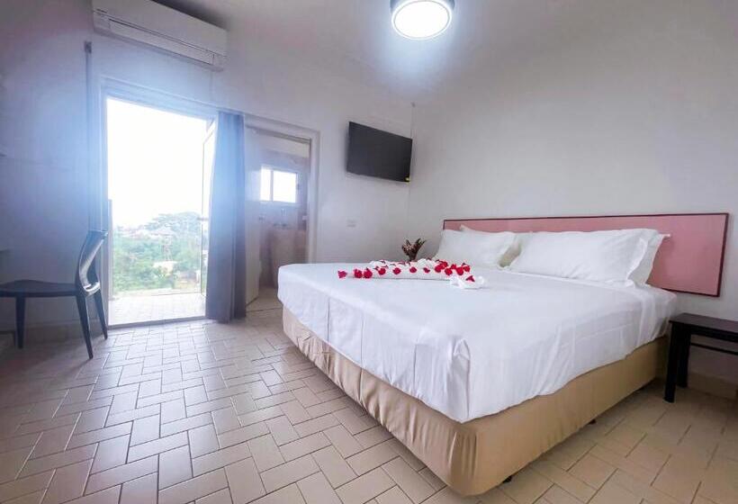 اتاق استاندارد با بالکن, Coconut Palms Resort & Diamond Casino