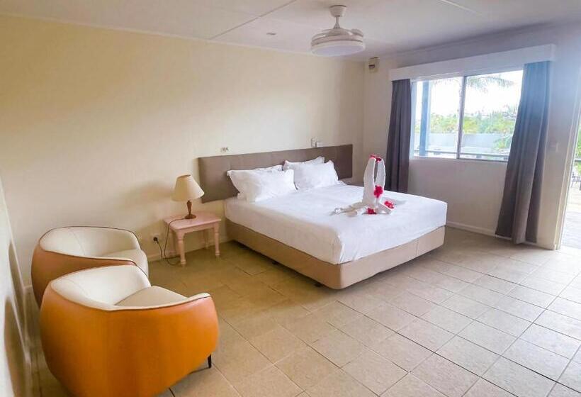 سوییت با چشم‌انداز باغ, Coconut Palms Resort & Diamond Casino