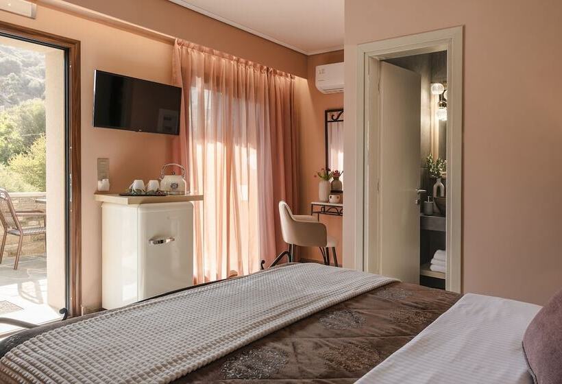 带海景的豪华间, Paramithenio Village Beach Resort & Spa