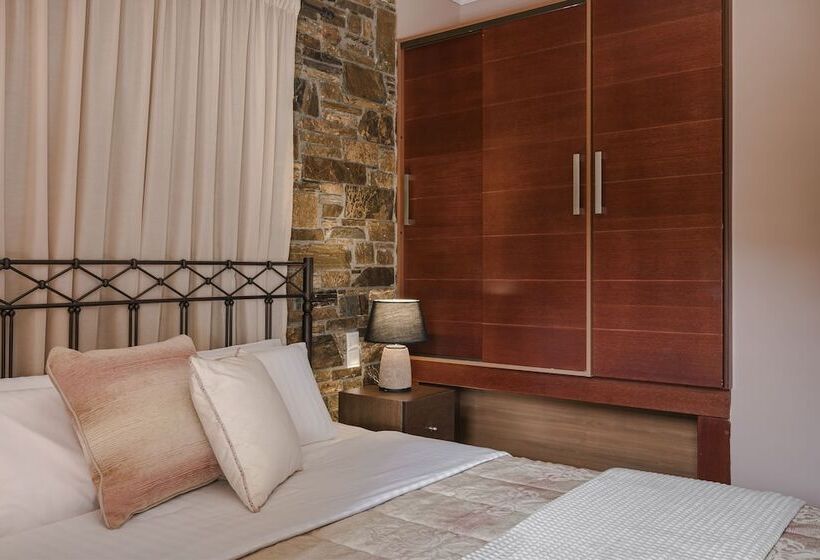 豪华套房, Paramithenio Village Beach Resort & Spa