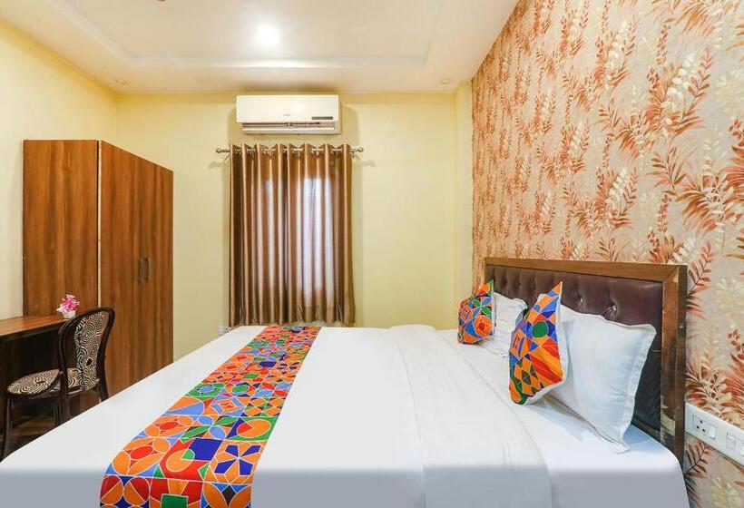 اتاق اجرایی سه نفره, Fabexpress Grand Inn