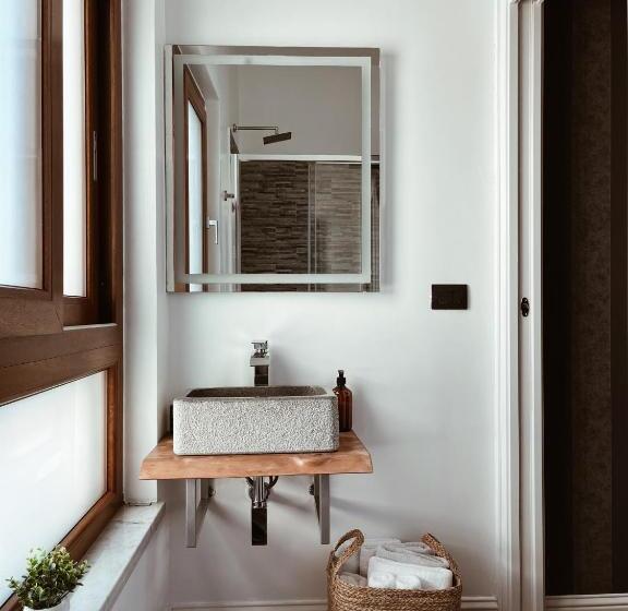 デラックスルーム, Kero Luxury Rooms