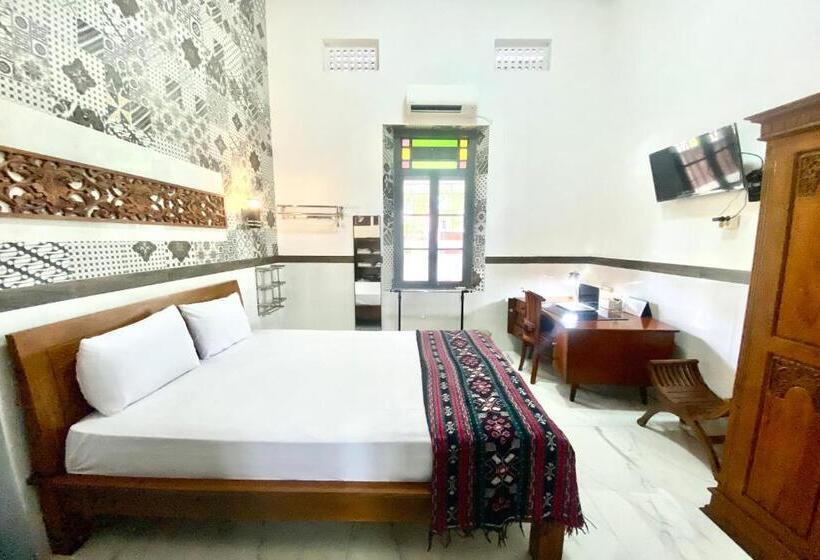 Номер Deluxe, Capital O 93608 Yy S House Syariah