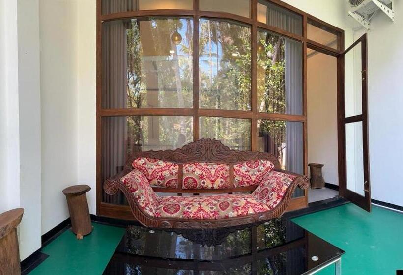 اتاق استاندارد, Elite Safari Resort