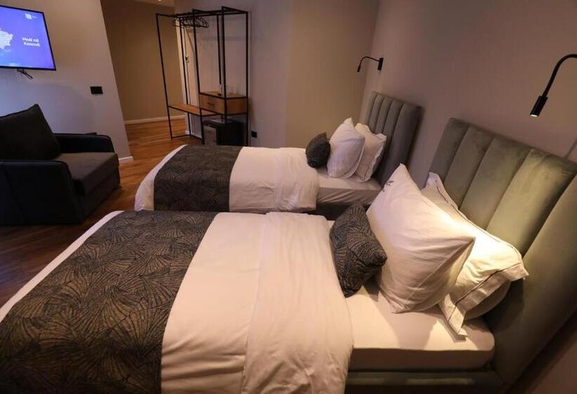 اتاق استاندارد سه نفره, Dallga Suites