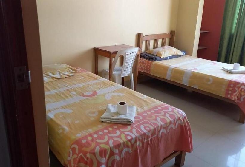 اتاق استاندارد, Hospedaje Huamani & Mi Casa