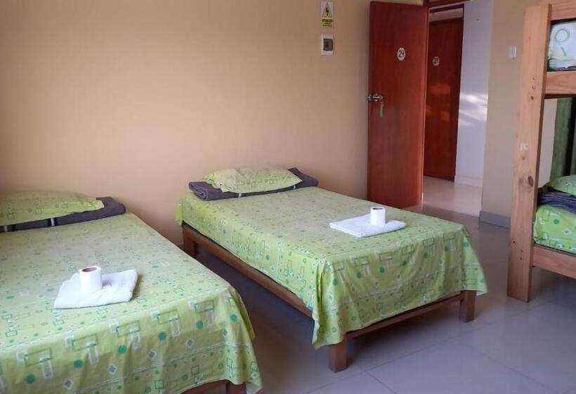 اتاق استاندارد چهار تخته, Hospedaje Huamani & Mi Casa