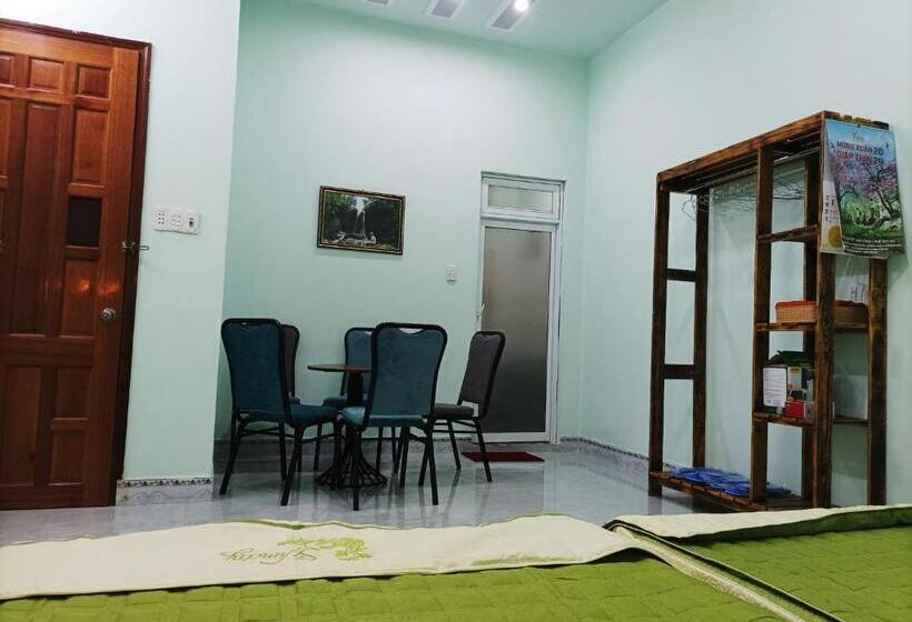 اتاق استاندارد یک نفره, Mộc Coffee