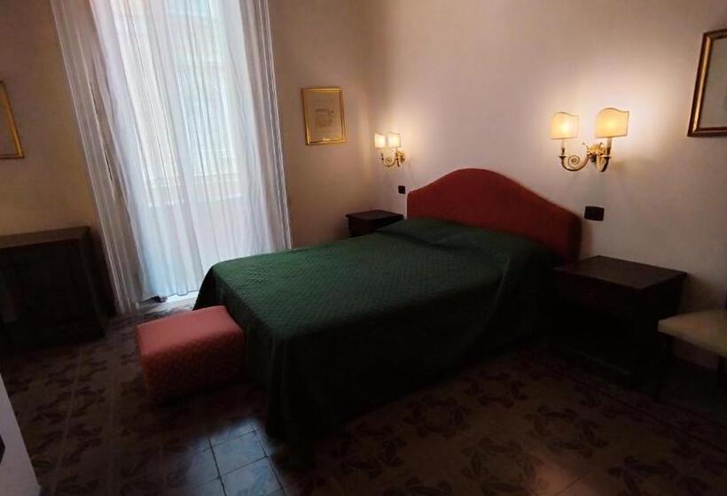 Номер Стандарт, Le Due Sicilie Guest House