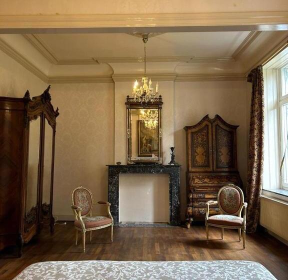 Standard room with outdoor bath, Château De Porcheresse