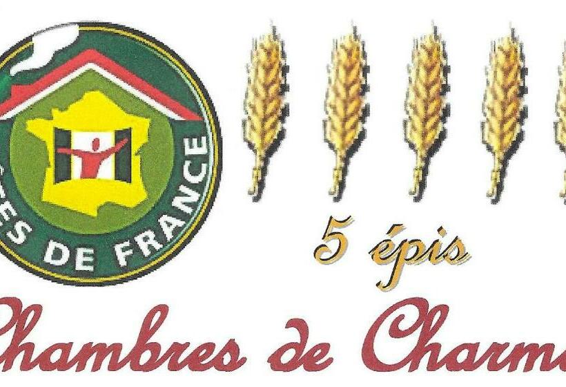 Номер Deluxe, Le Relais Des Deux Tours