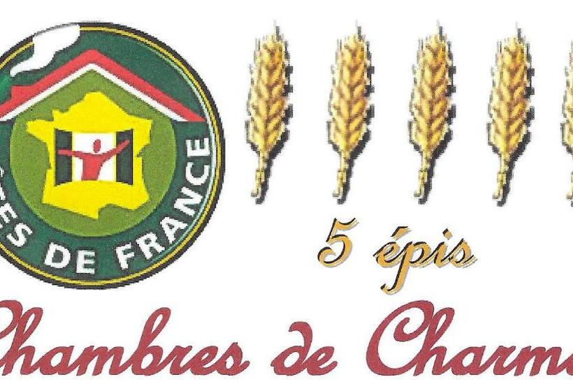 Номер Стандарт, Le Relais Des Deux Tours