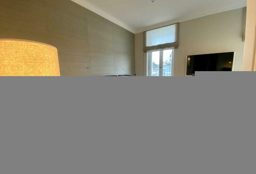 주니어 스위트, Strandhotel Ostende